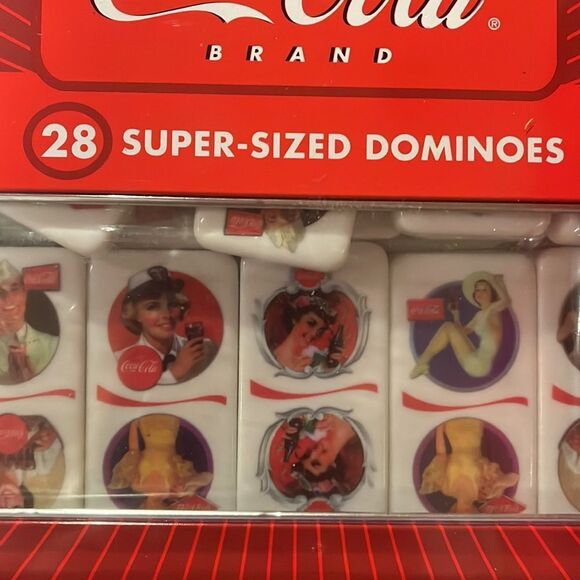 New in tin Coca Cola Dominoes - Picture 2 of 2